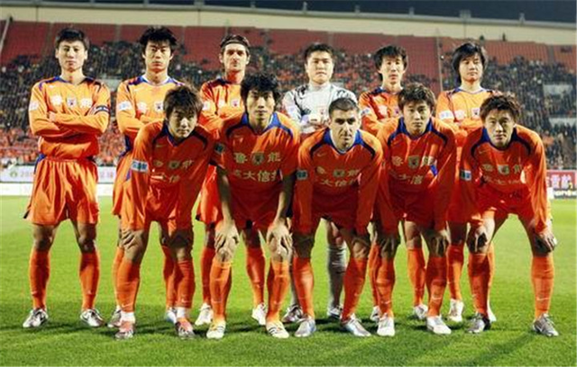 欧冠：皇马客场2-0完胜国际米兰