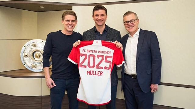 篮球湖人球员训练中展现惊人弹跳