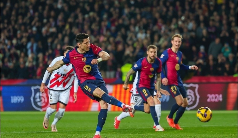 杜锋官方认证！19岁新星获期许 他能成广东下一个传奇？