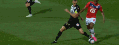 东体预测申花首发：阿苏埃和米内罗搭档锋线，鲍亚雄继续出战